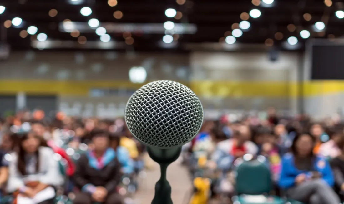 ai public speaking course
